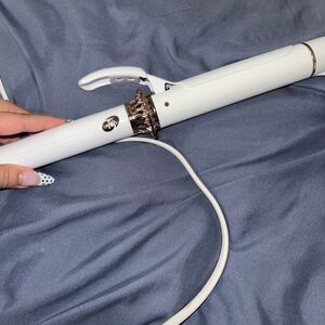T3 White Curling Iron